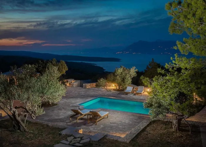 Rustic Mario With A Pool Villa