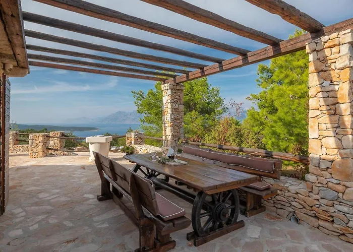 Villa Rustic Mario With A Pool Povlja