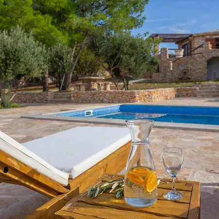 Rustic Mario With A Pool Villa